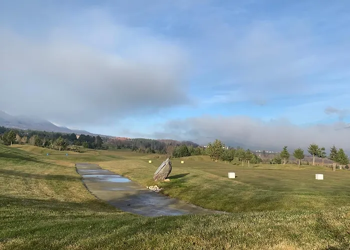 Апартамент Entire Private In Pirin Golf & Country Club